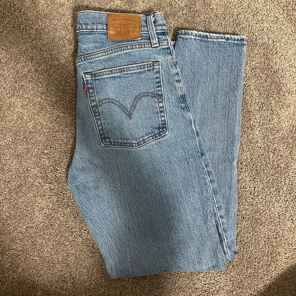 Levi Wedgie Fit Jeans